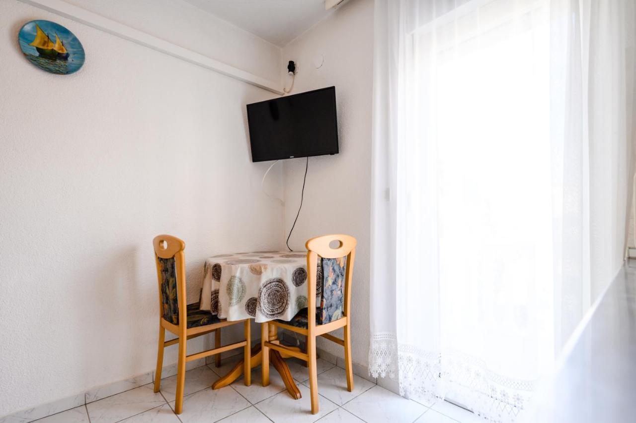 Apartmani Milka 자다르 외부 사진